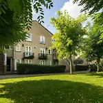 Modern Flat On Regent\'S Canal